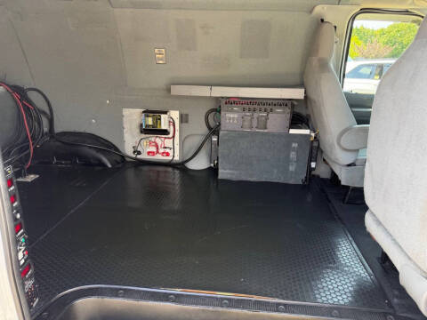 2011 Ford E-Series E-350 SD