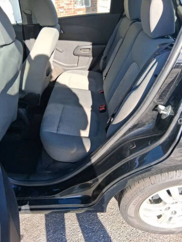 2012 Chevrolet Sonic LS