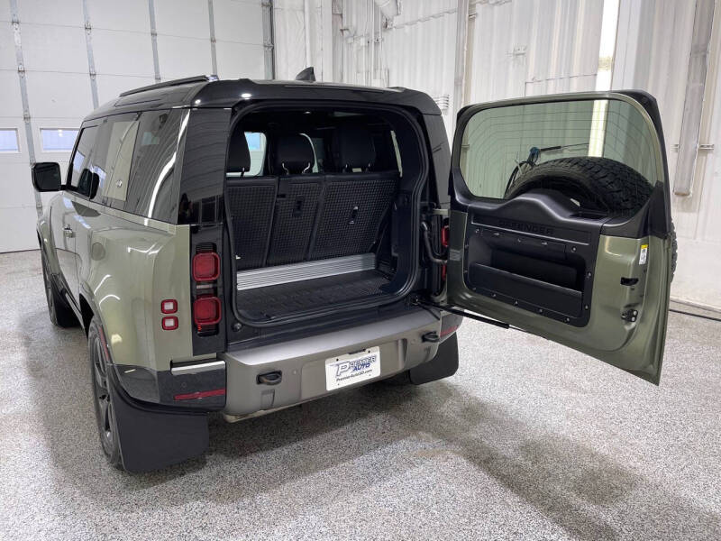 2022 Land Rover Defender 90 X-Dynamic HSE