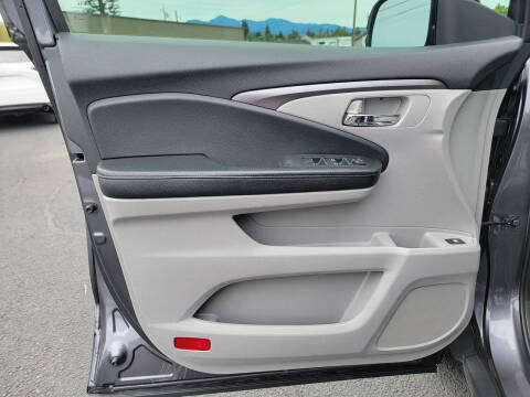 2017 Honda Pilot LX