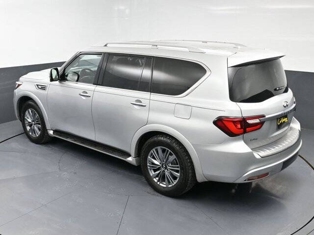 2021 Infiniti QX80 Luxe