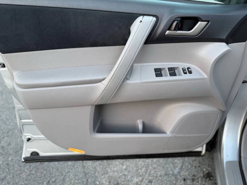 2011 Toyota Highlander