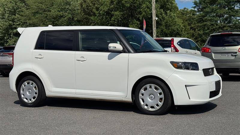 2008 Scion xB