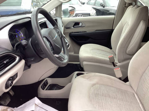 2018 Chrysler Pacifica Hybrid Touring Plus