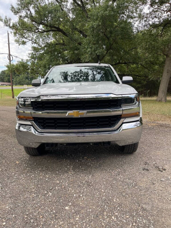 2018 Chevrolet Silverado 1500 for sale at BARROW MOTORS in Campbell TX