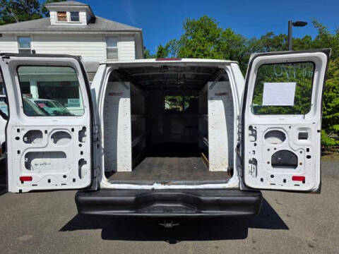 2011 Ford E-Series E-350 SD