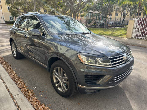 2015 Volkswagen Touareg for sale at CarMart of Broward in Lauderdale Lakes FL