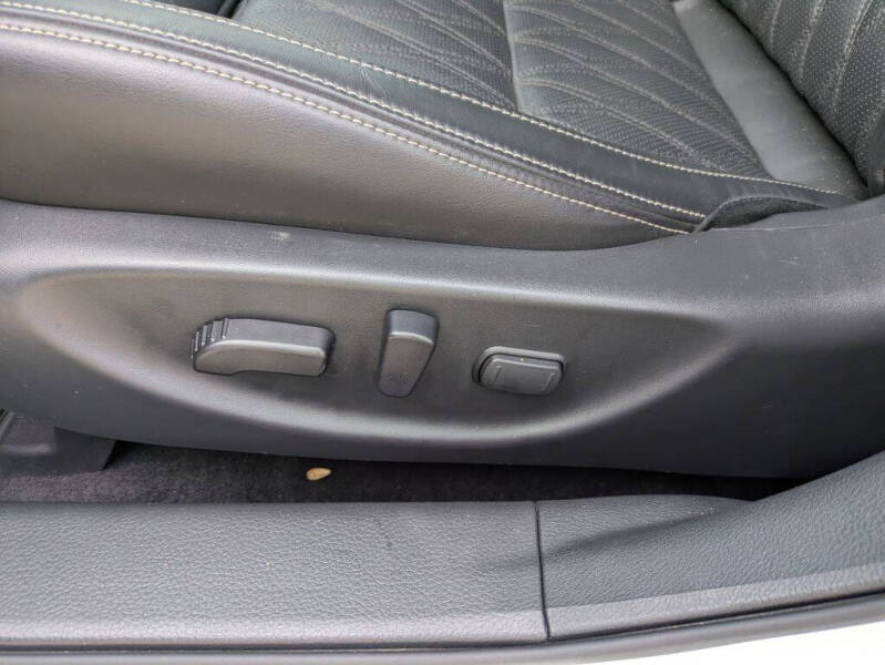 2023 Nissan Maxima 3.5 Platinum