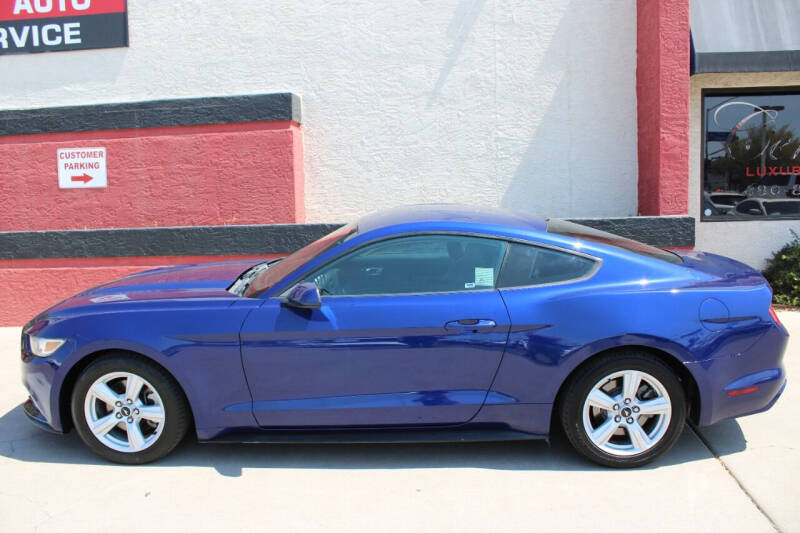 2016 Ford Mustang V6