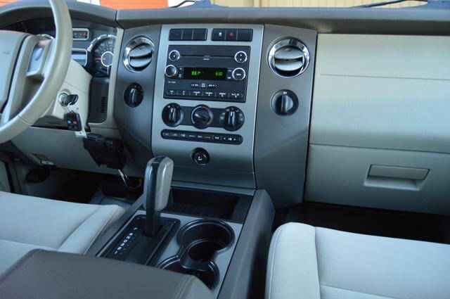 2010 Ford Expedition XLT