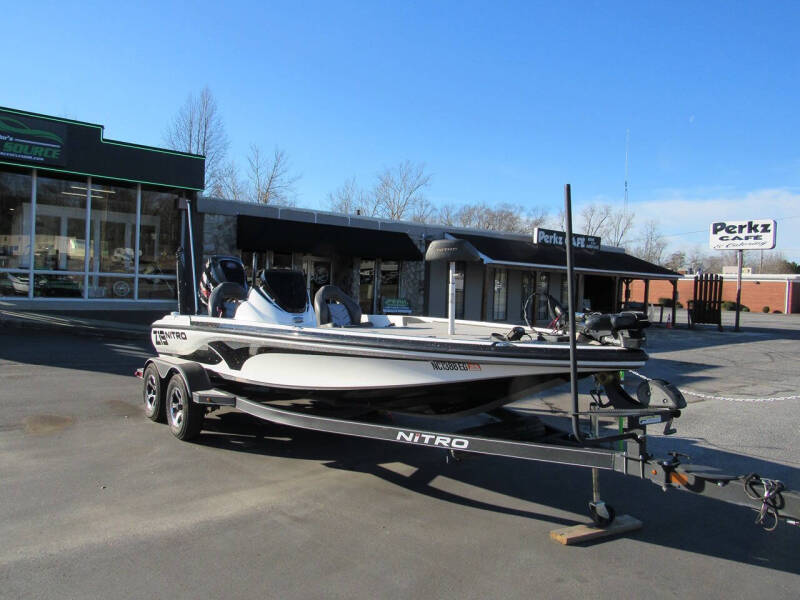 2017 Nitro Z19