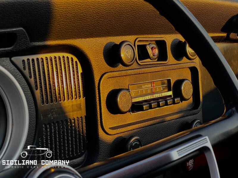 1971 Volkswagen Super Beetle