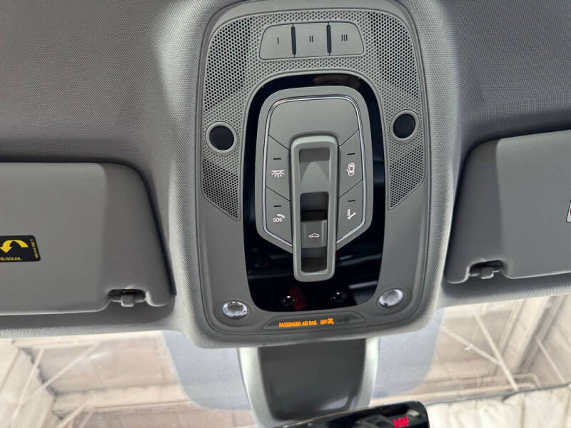 2017 Audi A4 2.0T quattro Premium Plus