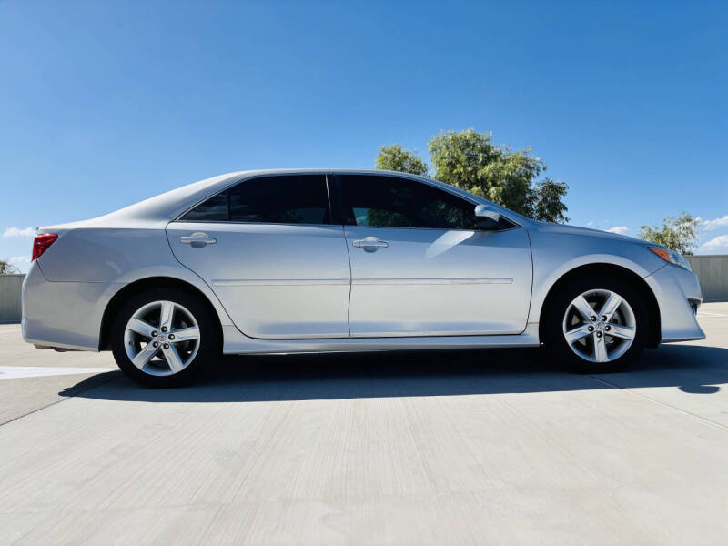 2014 Toyota Camry SE