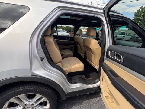 2017 Ford Explorer XLT