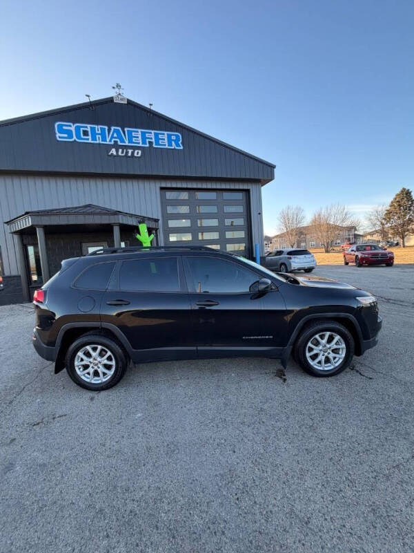 2017 Jeep Cherokee Sport