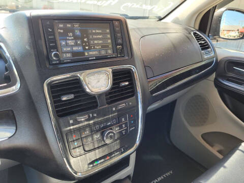 2014 Chrysler Town and Country Touring