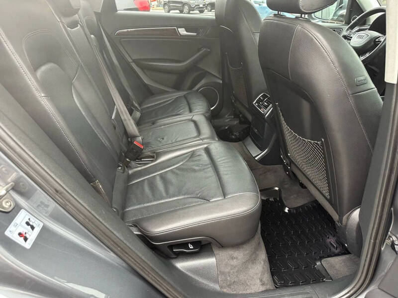 2015 Audi Q5 2.0T quattro Premium Plus