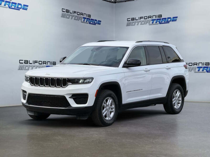 2023 Jeep Grand Cherokee Laredo