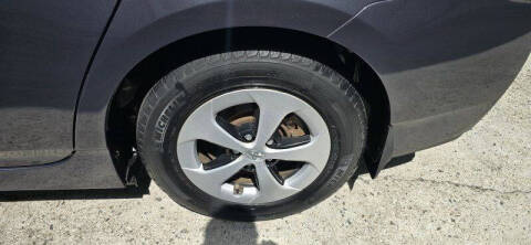 2013 Toyota Prius Three