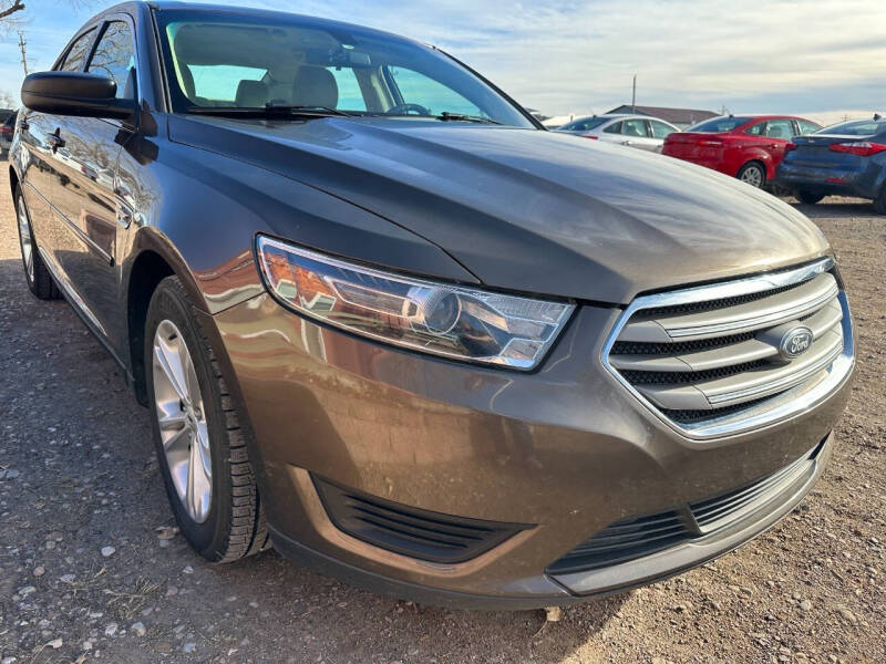 2016 Ford Taurus SE