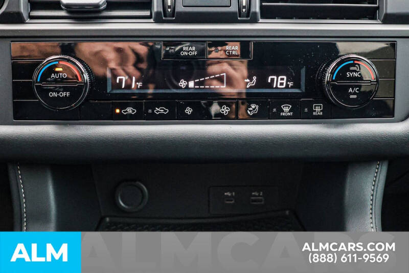 2025 Nissan Pathfinder S