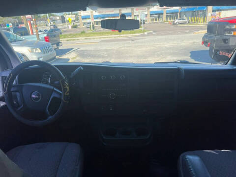 2015 GMC Savana 2500