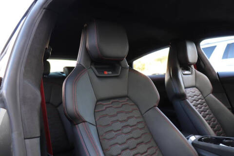 2022 Audi RS e-tron GT quattro