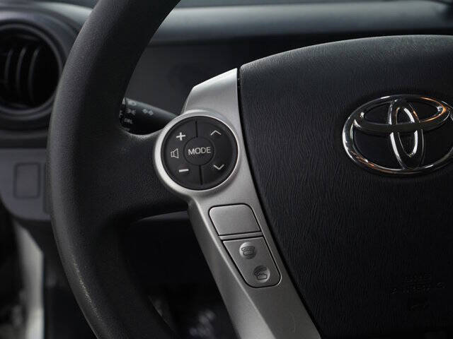 2013 Toyota Prius c Two