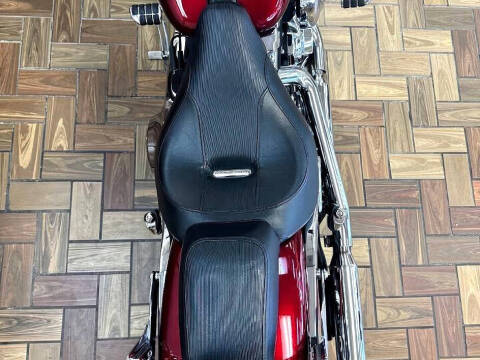 2017 Harley-Davidson FXSB