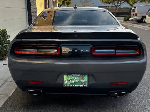 2018 Dodge Challenger SXT Plus