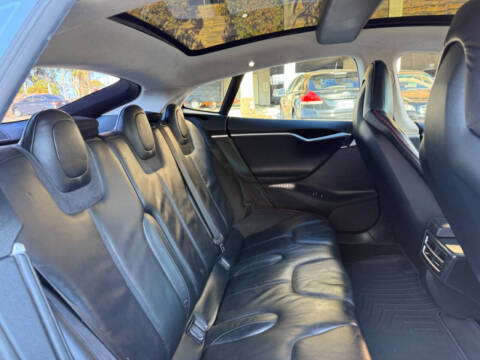 2013 Tesla Model S Performance