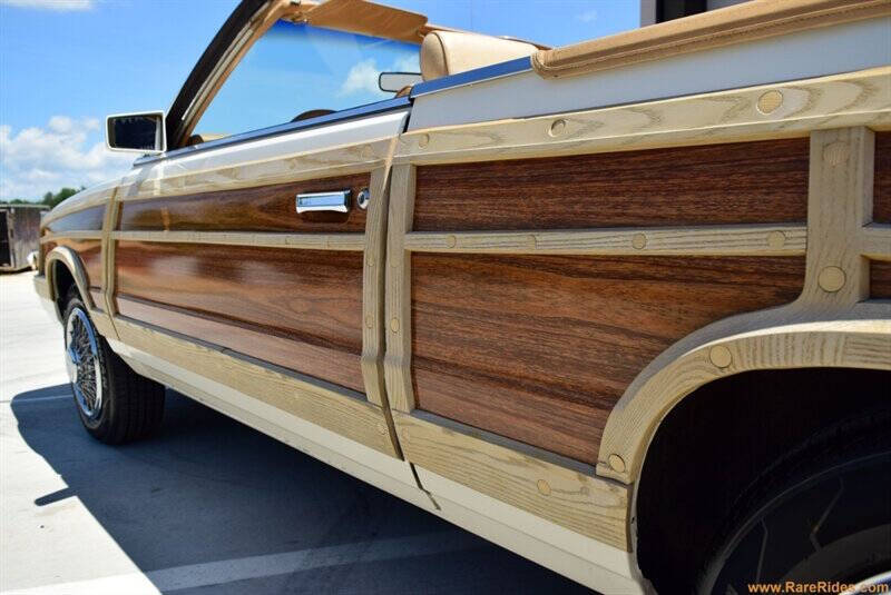 1986 Chrysler Le Baron Mark Cross Town and Country