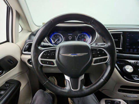 2020 Chrysler Pacifica Touring L Plus