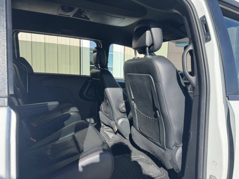 2017 Dodge Grand Caravan GT