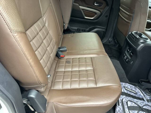 2021 Nissan Titan Platinum Reserve