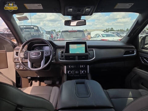 2022 GMC Yukon XL SLT