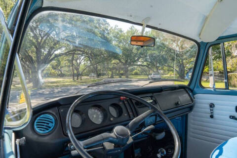 1973 Volkswagen Bus