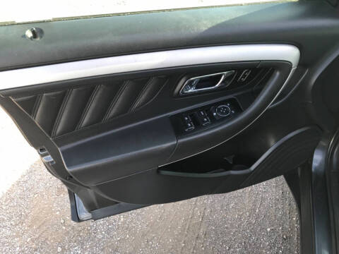 2015 Ford Taurus SEL