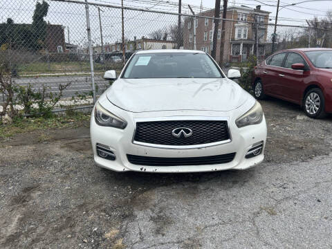 2014 Infiniti Q50 Premium