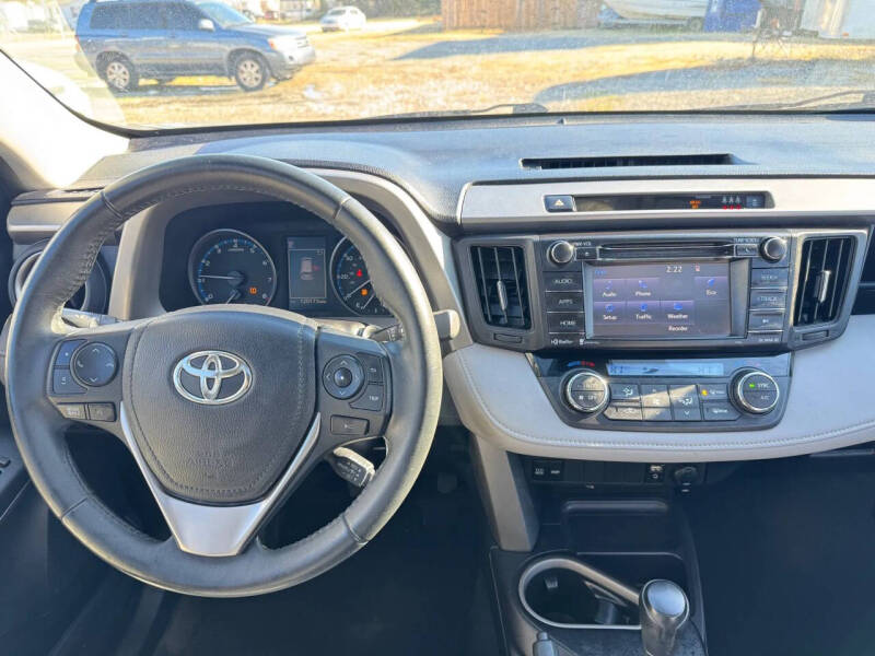 2017 Toyota RAV4 XLE