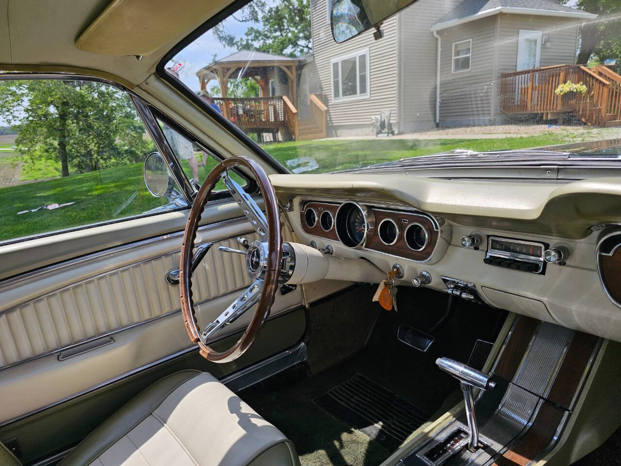1965 Ford Mustang 165