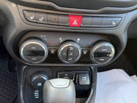 2017 Jeep Renegade Altitude