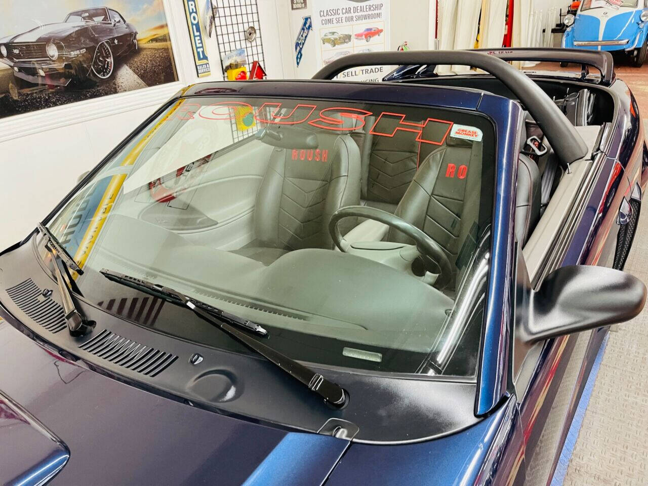 2001 Ford Mustang 13
