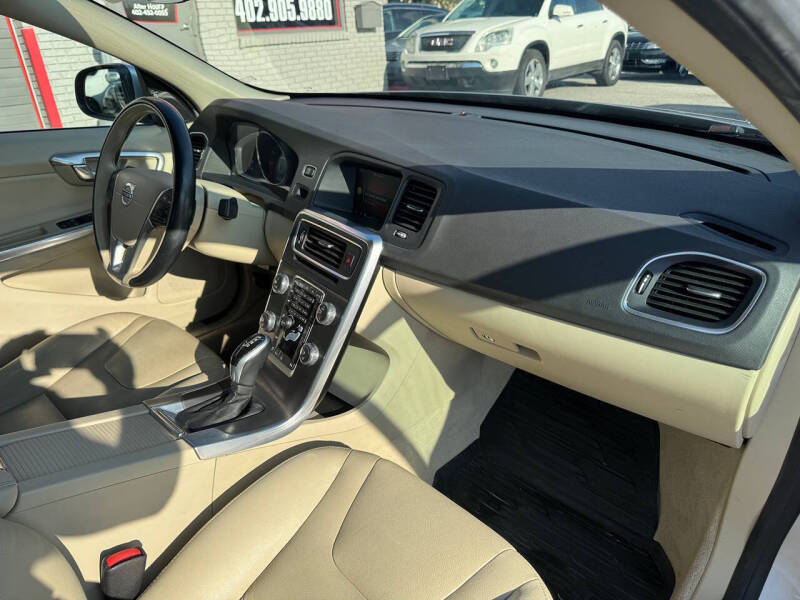 2015 Volvo S60 T5 Drive-E Premier