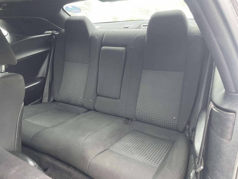 2016 Dodge Challenger SXT