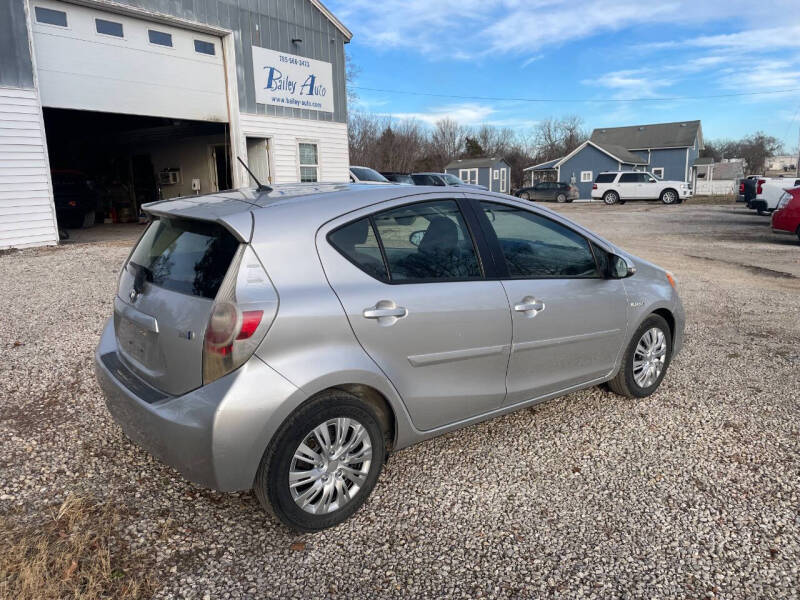 2013 Toyota Prius c Two