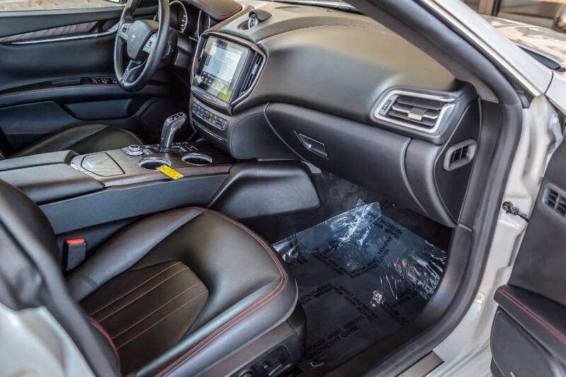 2019 Maserati Ghibli S