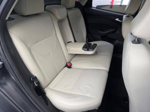 2017 Ford Focus Titanium