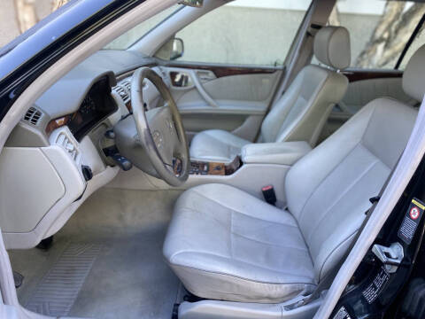 2000 Mercedes-Benz E-Class E 320